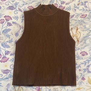 Like new forever, 21, ribbed, sleeveless turtleneck, size medium.